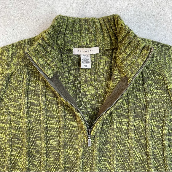 Green Pattern 1/4 Sweater - size L - Picture 3 of 7